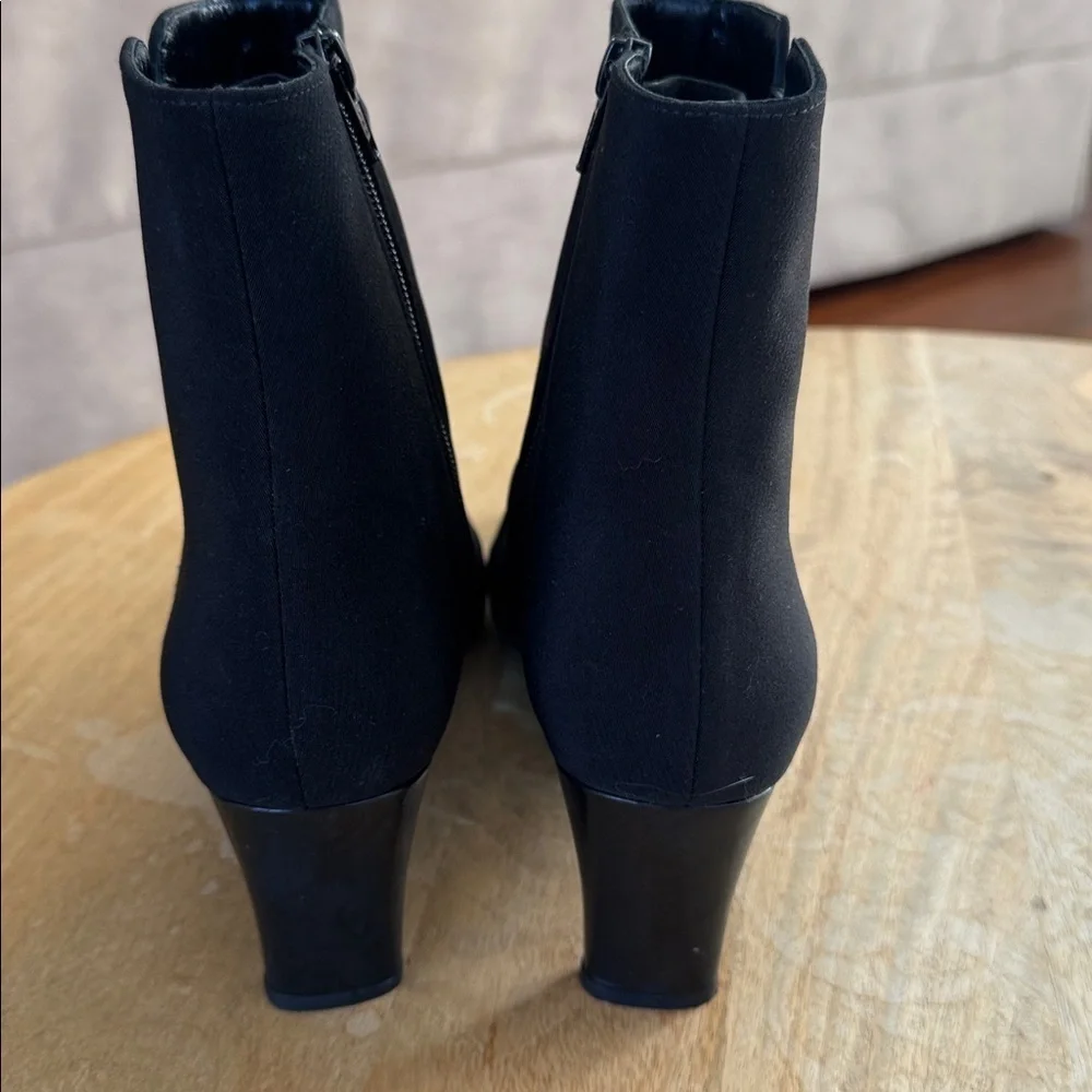 Stuart Weitzman Black Suede Leather Heeled Booties 10.5